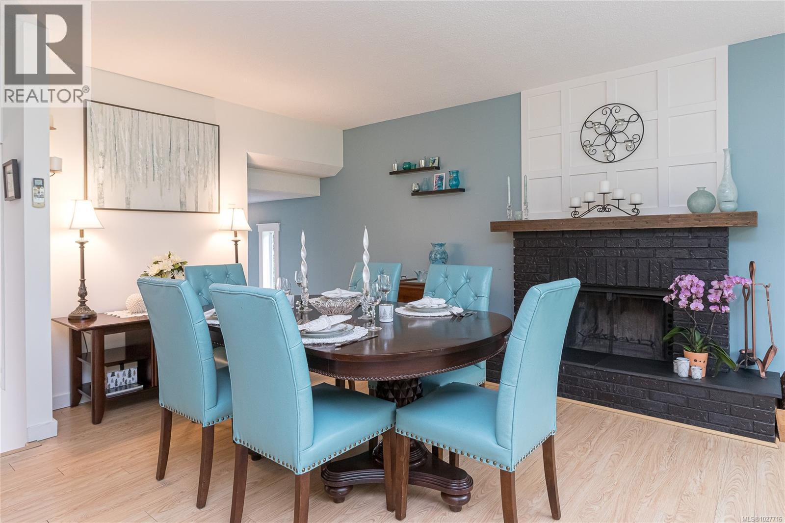 1051 CHESTERFIELD RD - 8