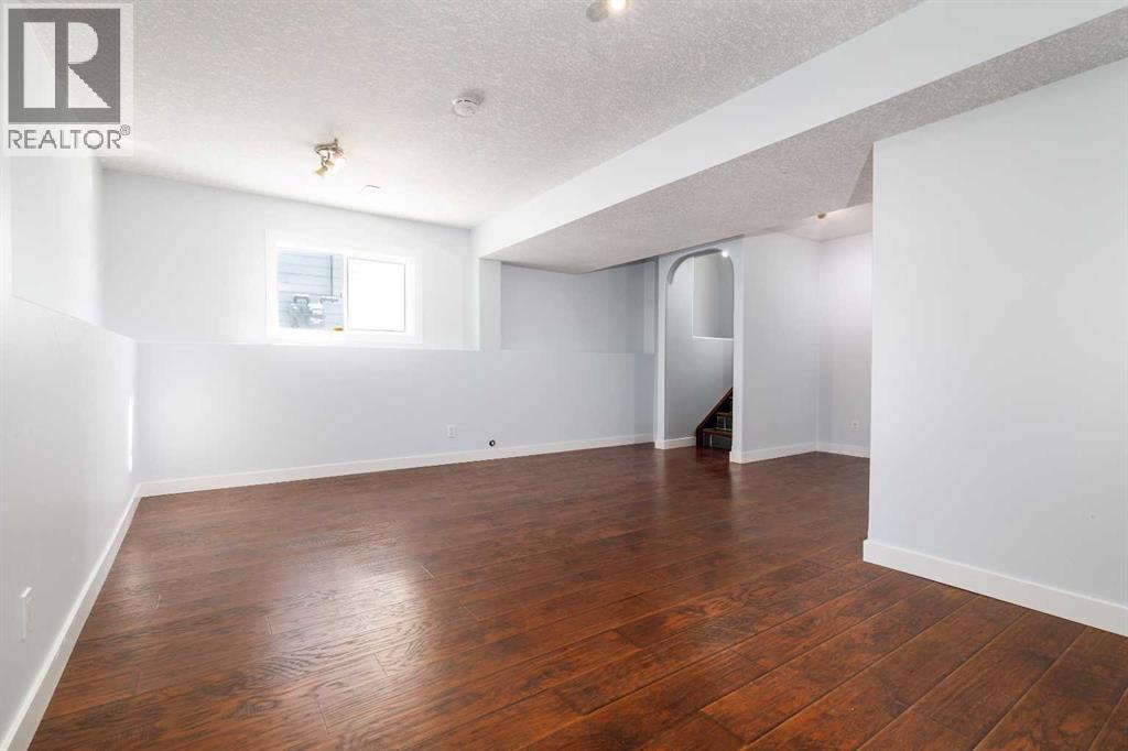 94 Drummond, Red Deer