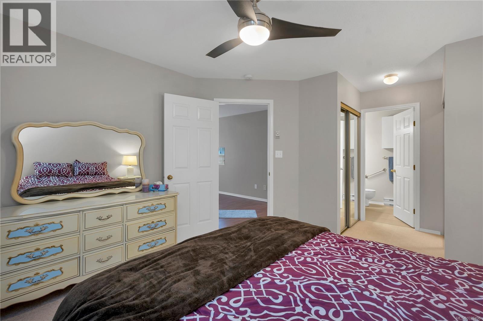 #15 605 ROCKLAND RD - 22