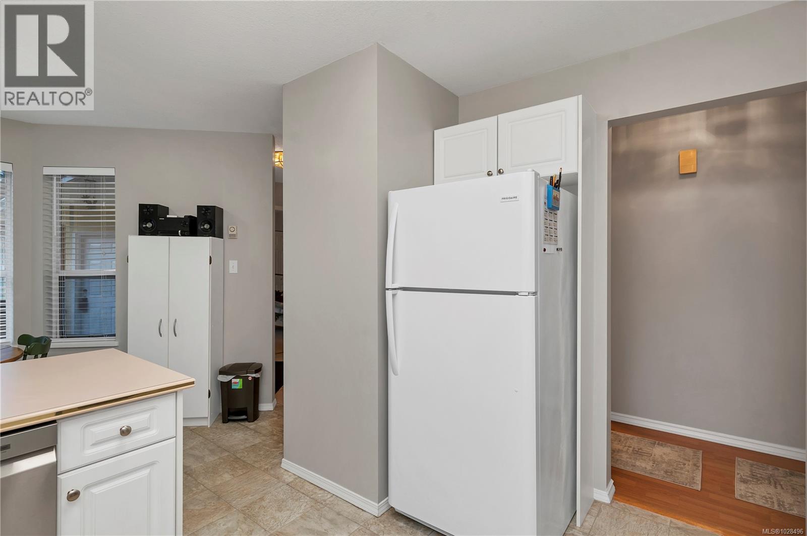 #15 605 ROCKLAND RD - 9