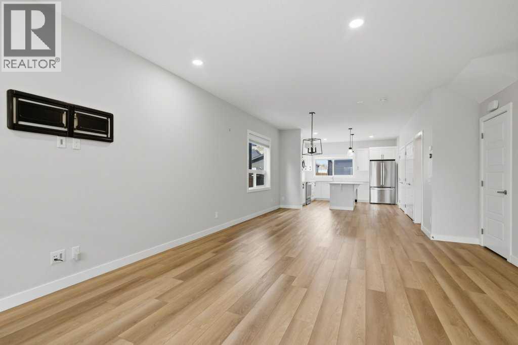 Single Family House for Sale in  Wolf Creek Way SE Wolf Willow Calgary 