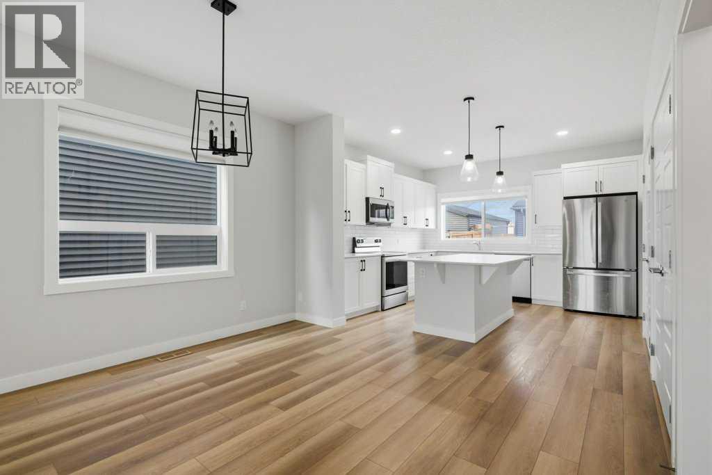 Single Family House for Sale in  Wolf Creek Way SE Wolf Willow Calgary 