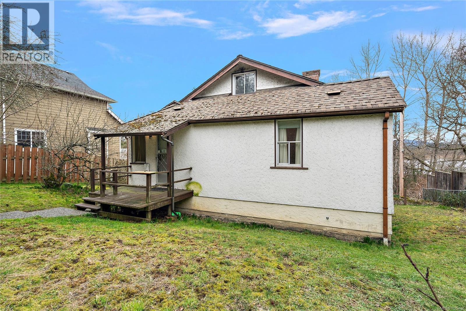  1085 Primrose Road, Saanich