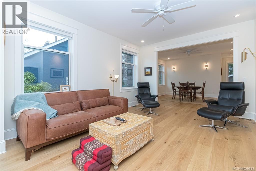 2614 AVEBURY AVE - 18