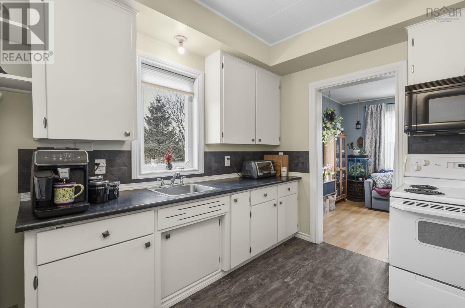 Property 6 of 24 of 20 Novawood Drive