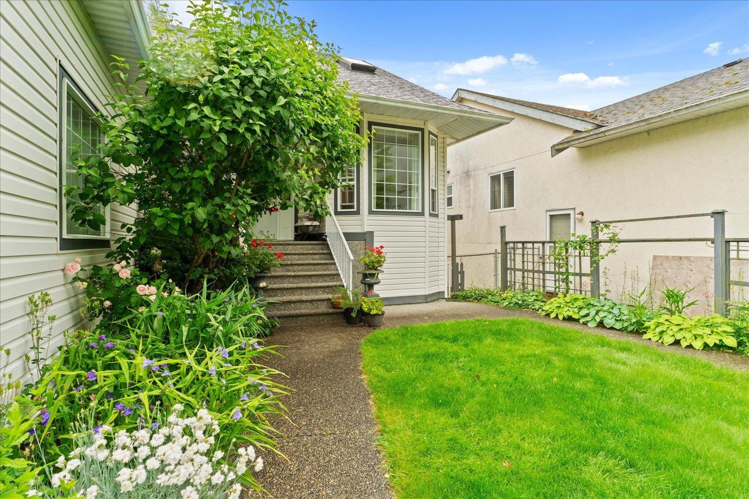 311 MIAMI RIVER DRIVE, Harrison Hot Springs, Harrison Hot Springs