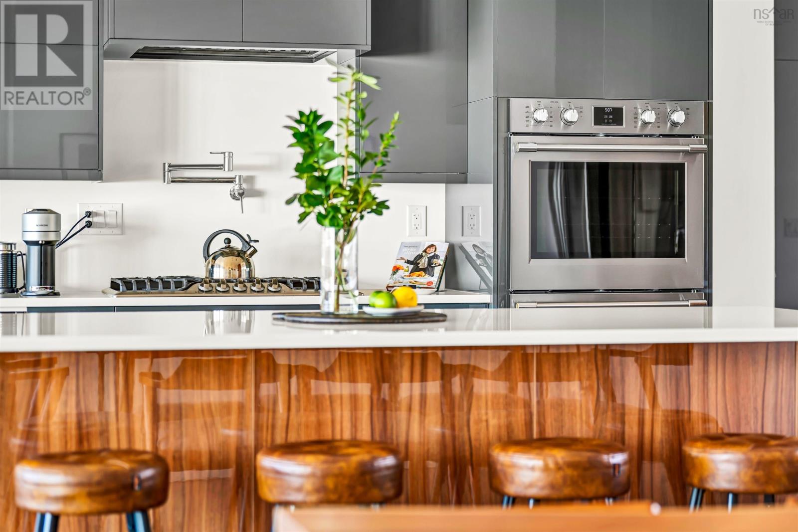 Property 17 of 51 of 55 Northumberland Lane