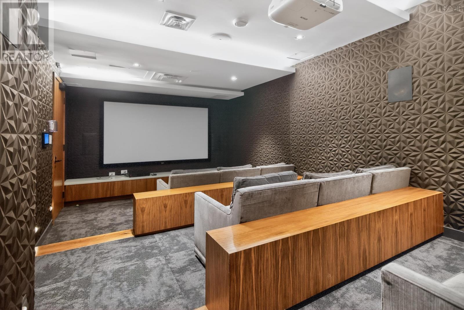 Property 41 of 51 of 1601 1650 Granville Street