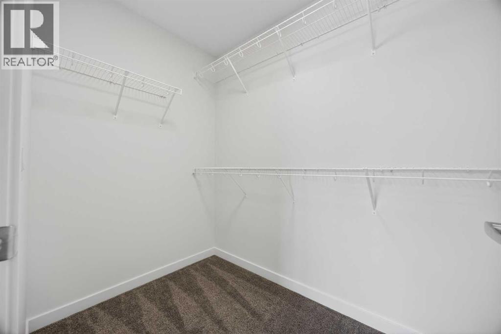 Single Family House for Sale in  Creekside Way SW Pine Creek Calgary 