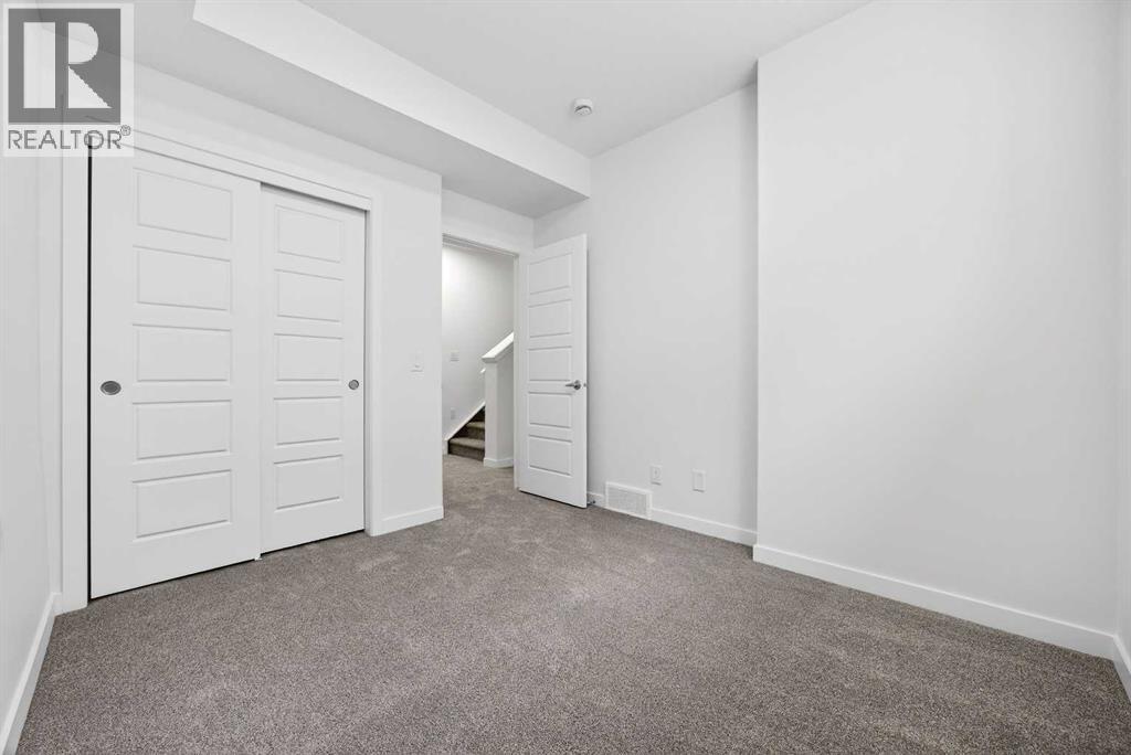 Single Family House for Sale in  Creekside Way SW Pine Creek Calgary 