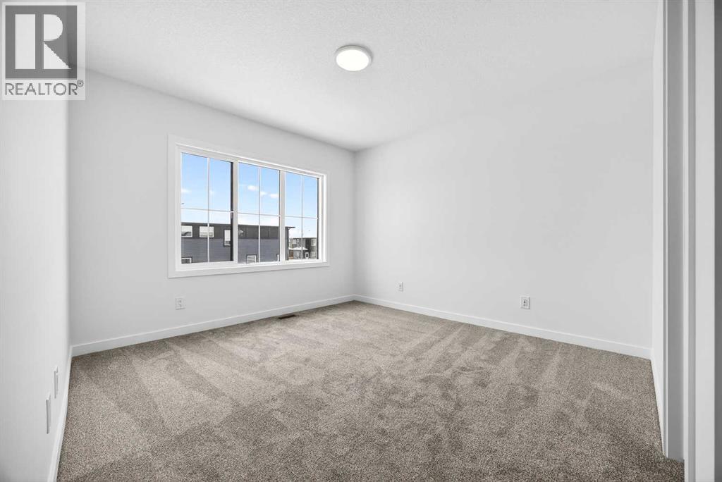 Single Family House for Sale in  Creekside Way SW Pine Creek Calgary 