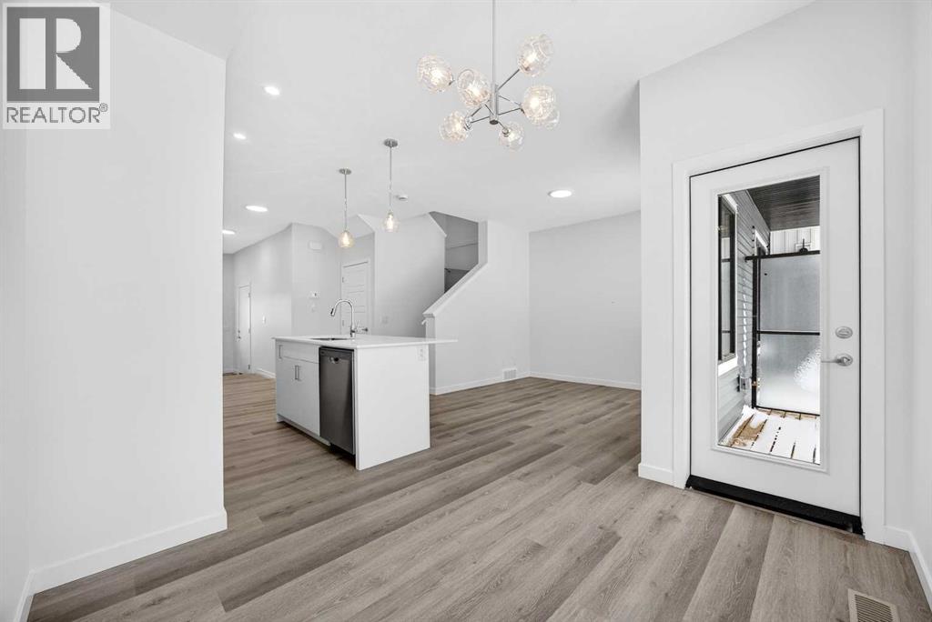 Single Family House for Sale in  Creekside Way SW Pine Creek Calgary 