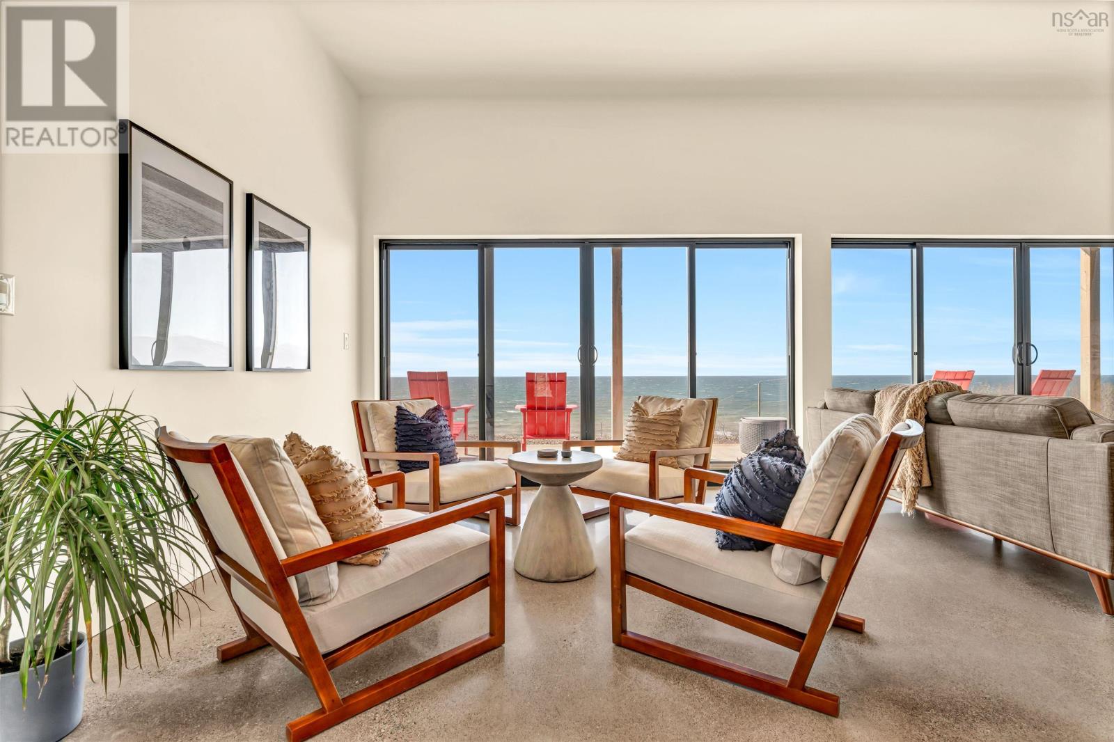 Property 12 of 51 of 55 Northumberland Lane