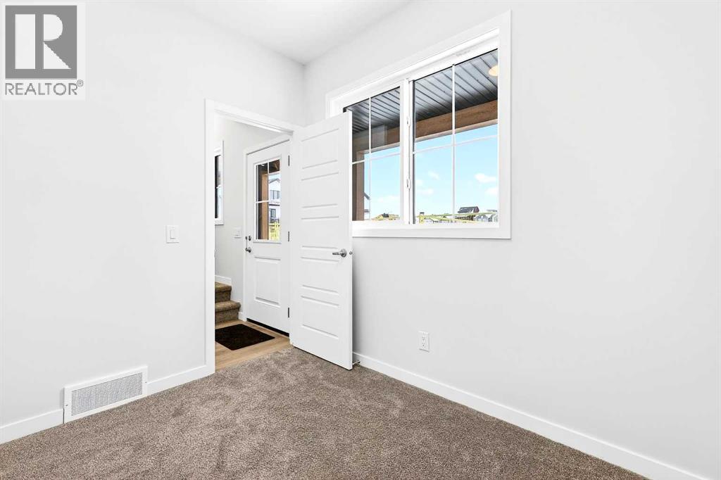 Single Family House for Sale in   Creekside Way SW Pine Creek Calgary 