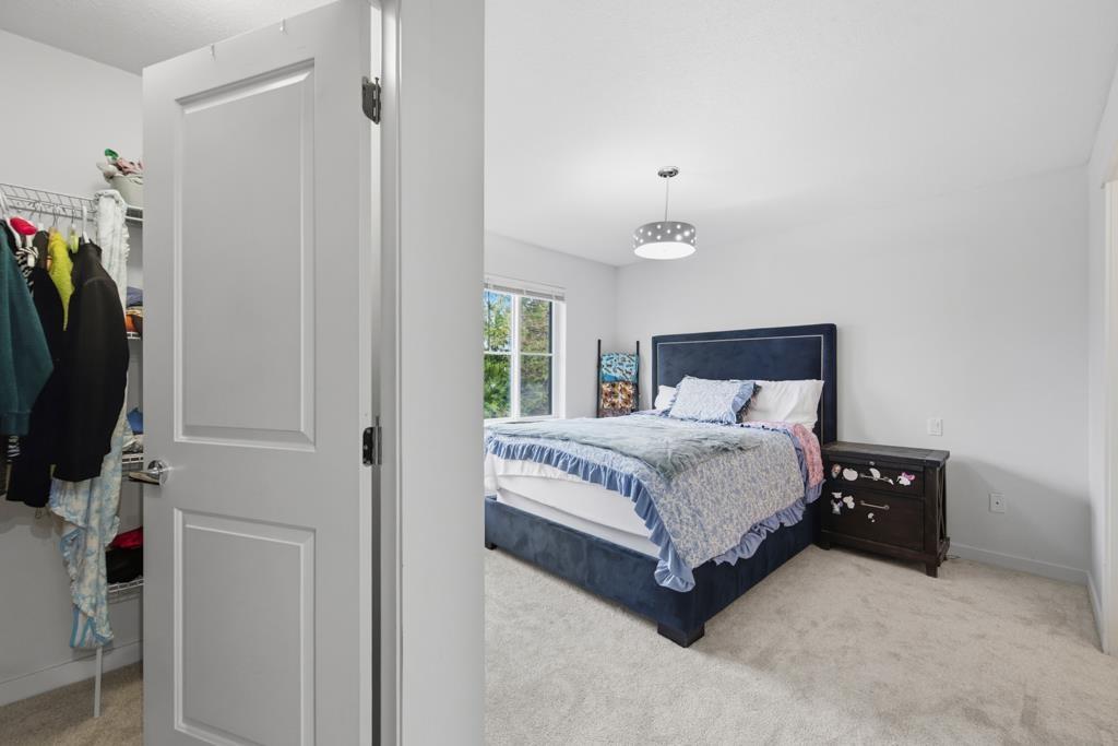 #10-10735 84 Avenue, Delta