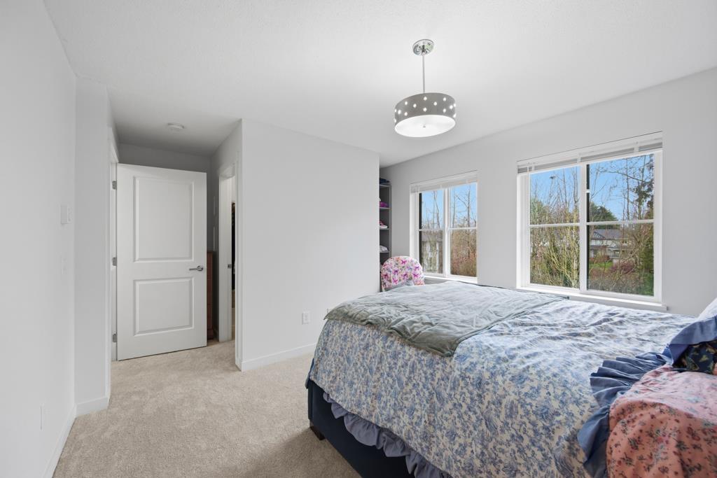 #10-10735 84 Avenue, Delta