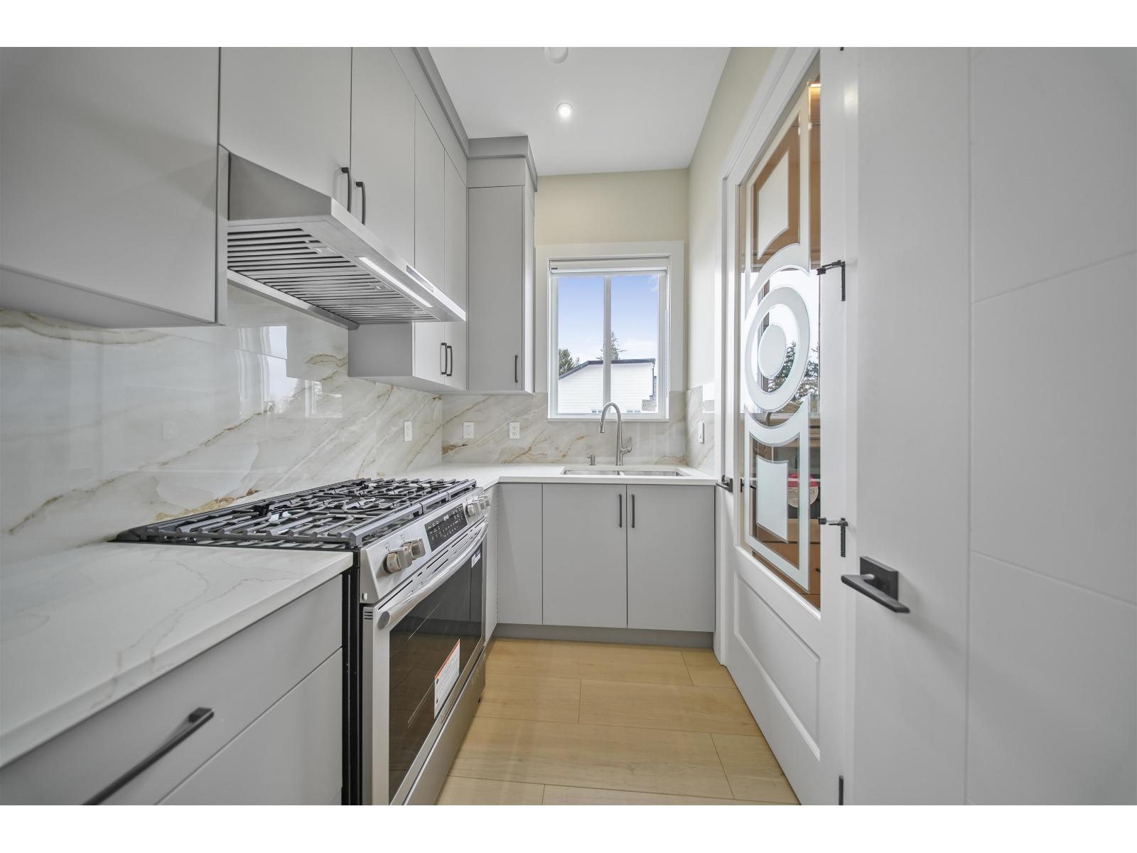 16505 20 AVENUE, Surrey