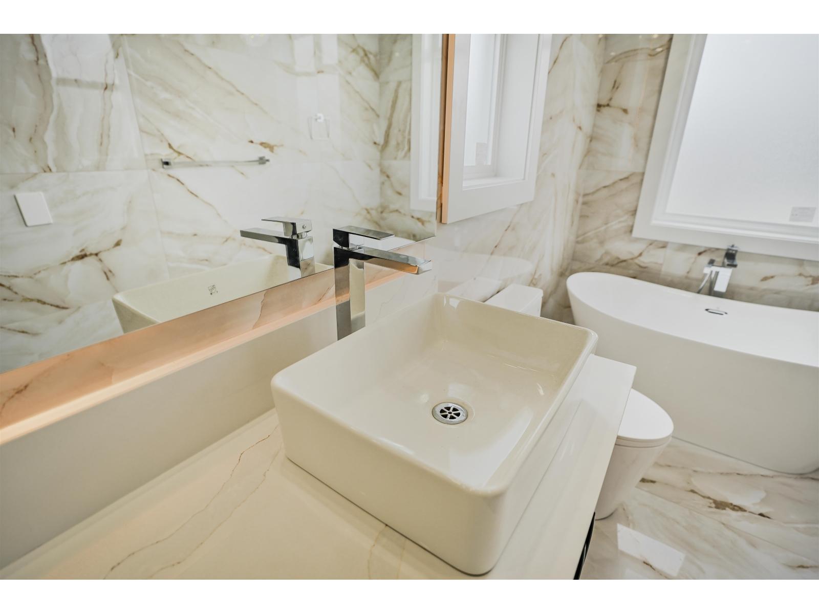 16505 20 AVENUE, Surrey