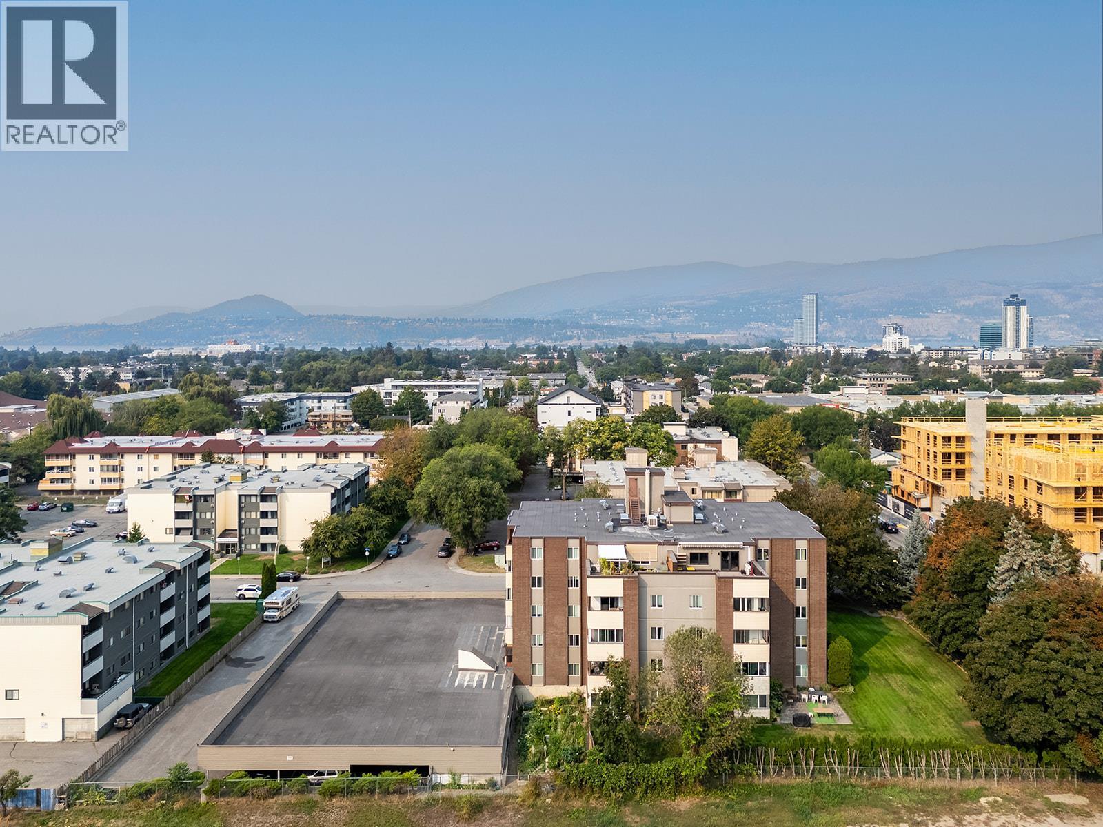 1915 Pacific Court Unit# 104, Kelowna