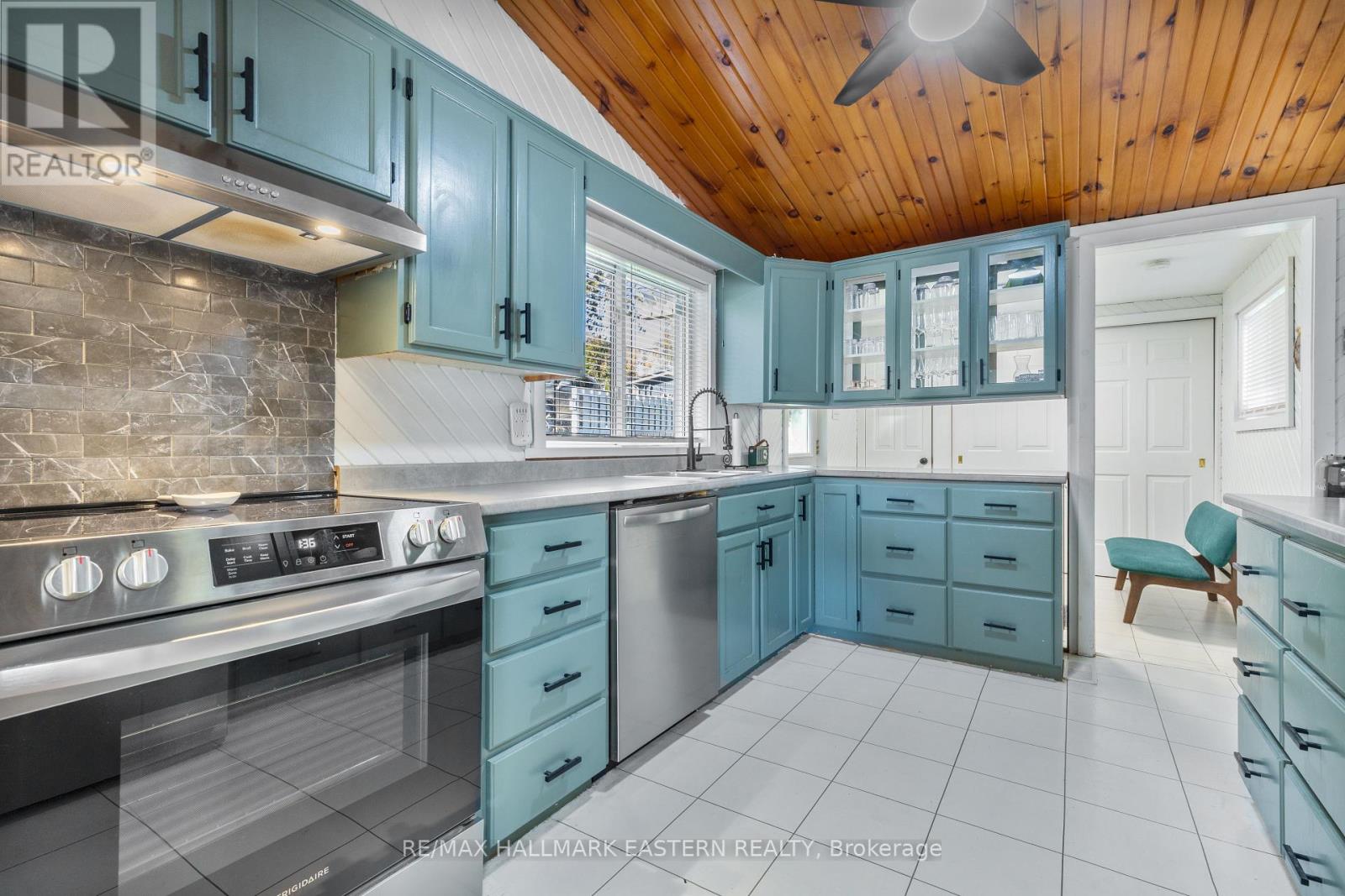14 FRANKLIN STREET - 19