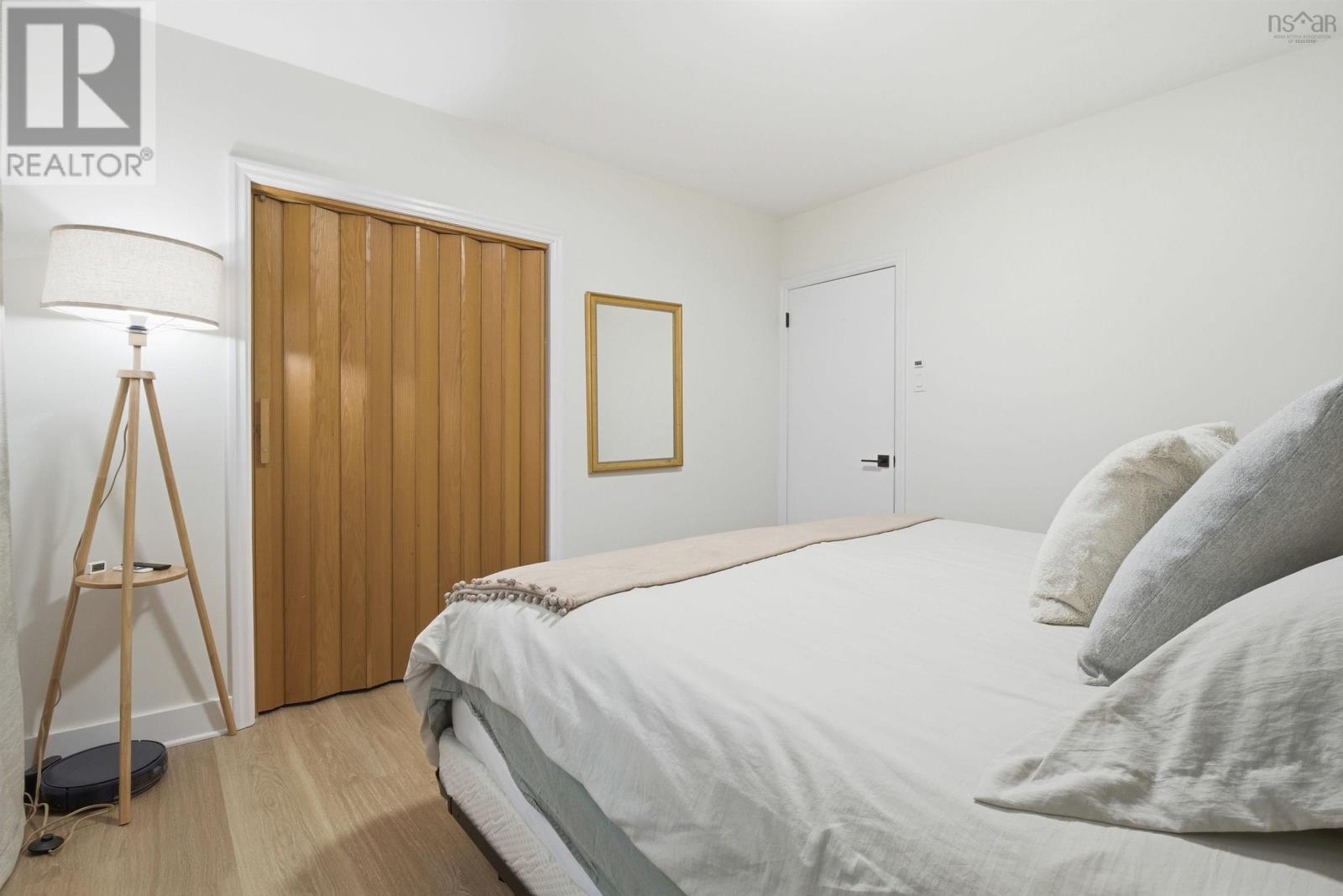 Property 18 of 35 of 2759 Dublin Street