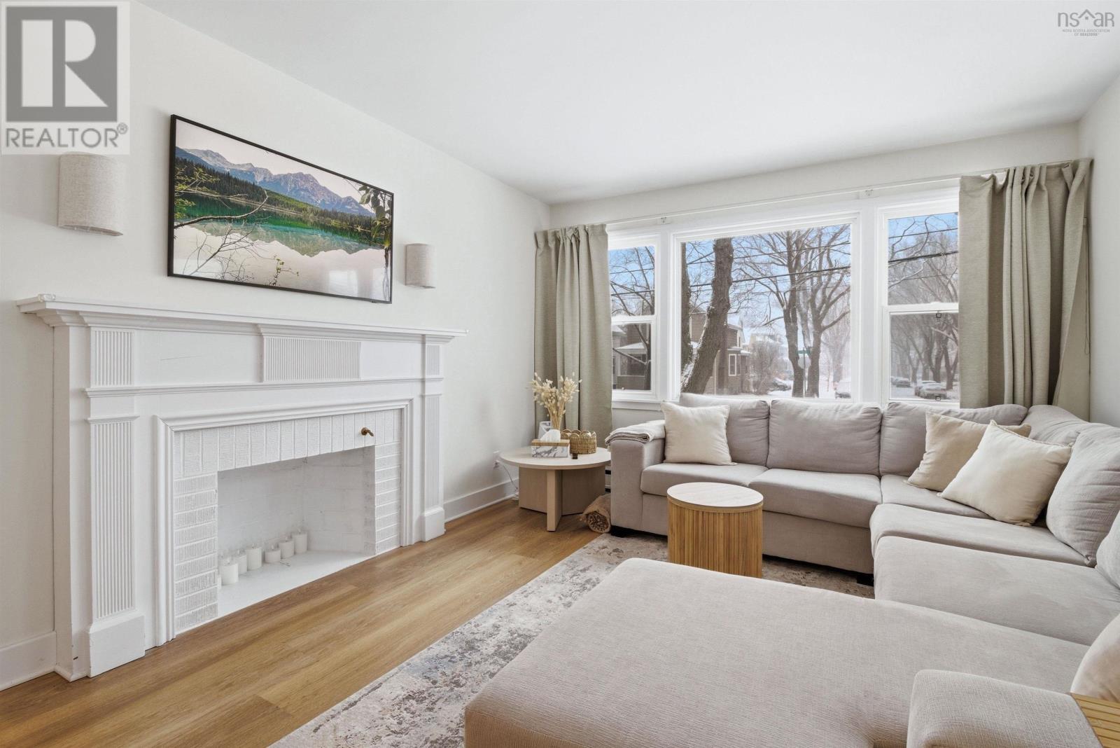 Property 6 of 35 of 2759 Dublin Street