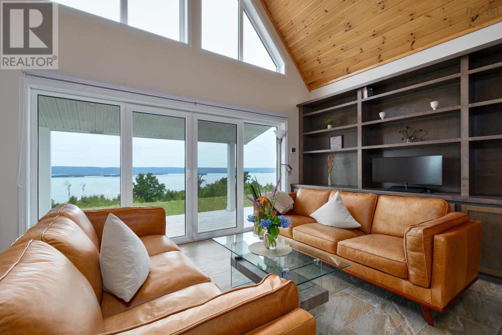 11 and 23 Golden View Drive - 10