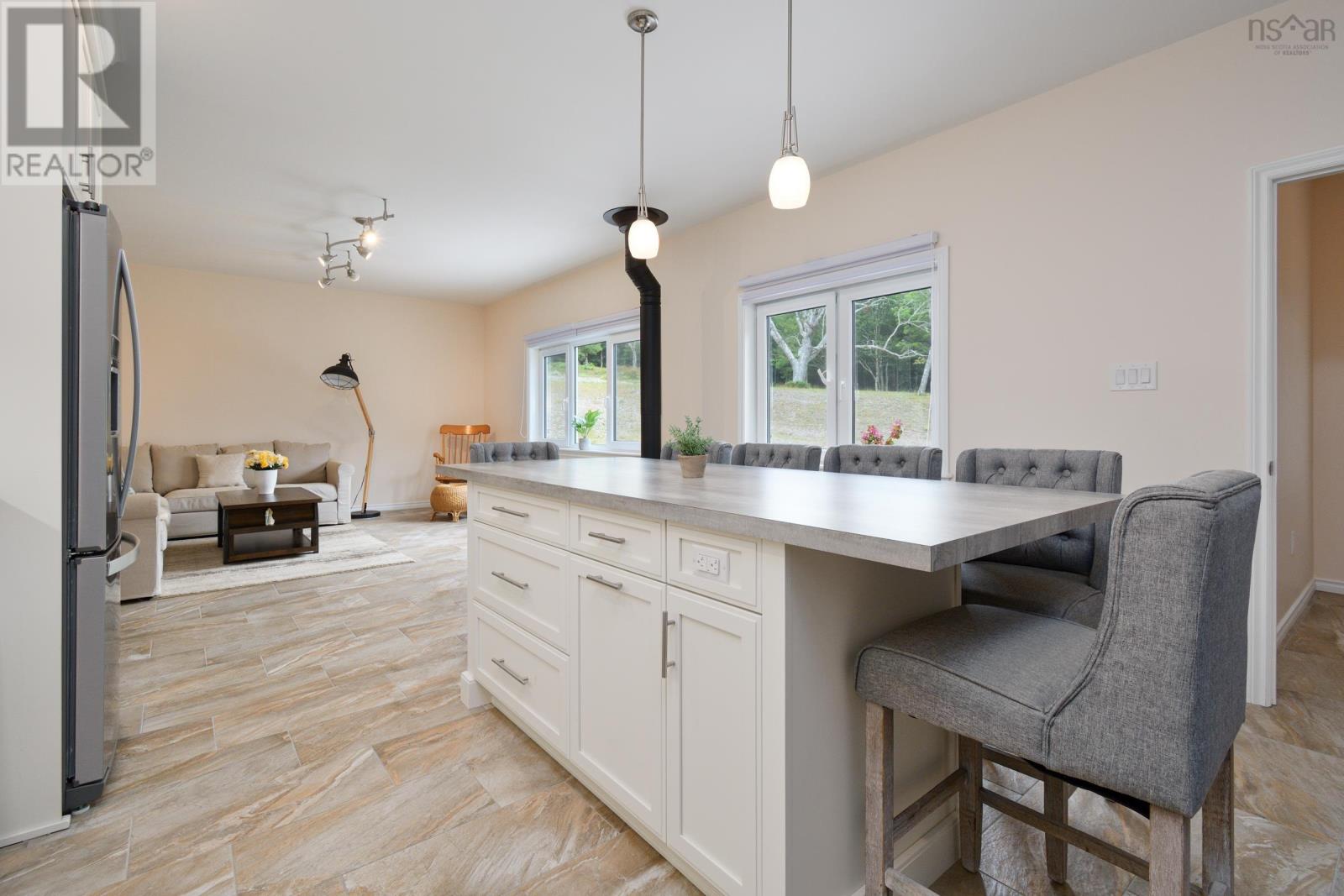 11 and 23 Golden View Drive - 27
