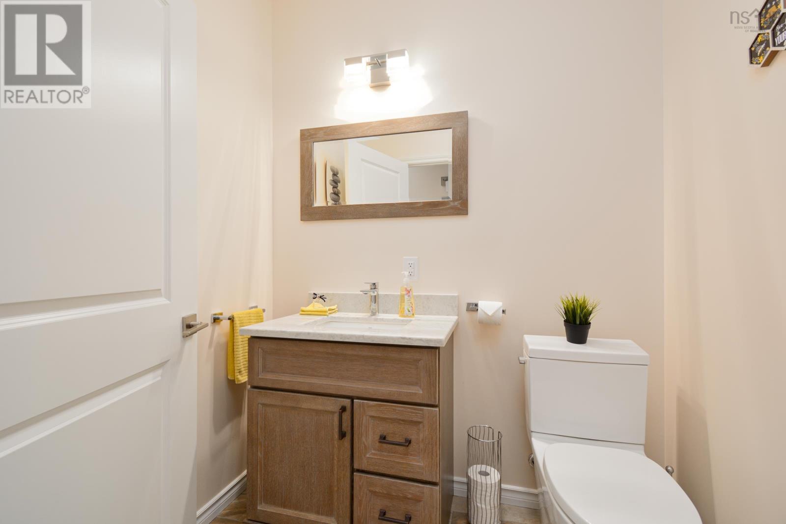 11 and 23 Golden View Drive - 22
