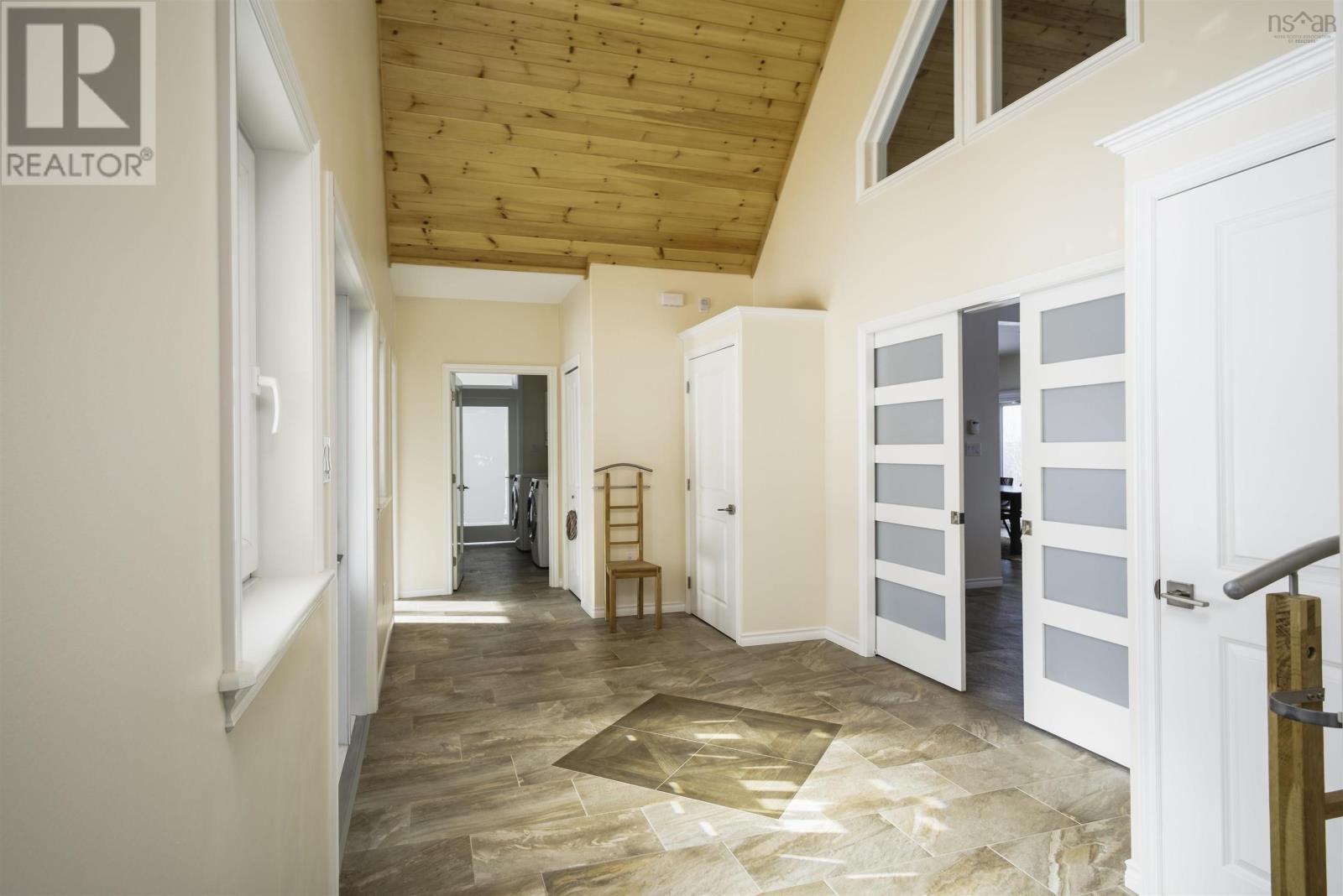 Property 24 of 50 of 11 and 23 Golden View Drive