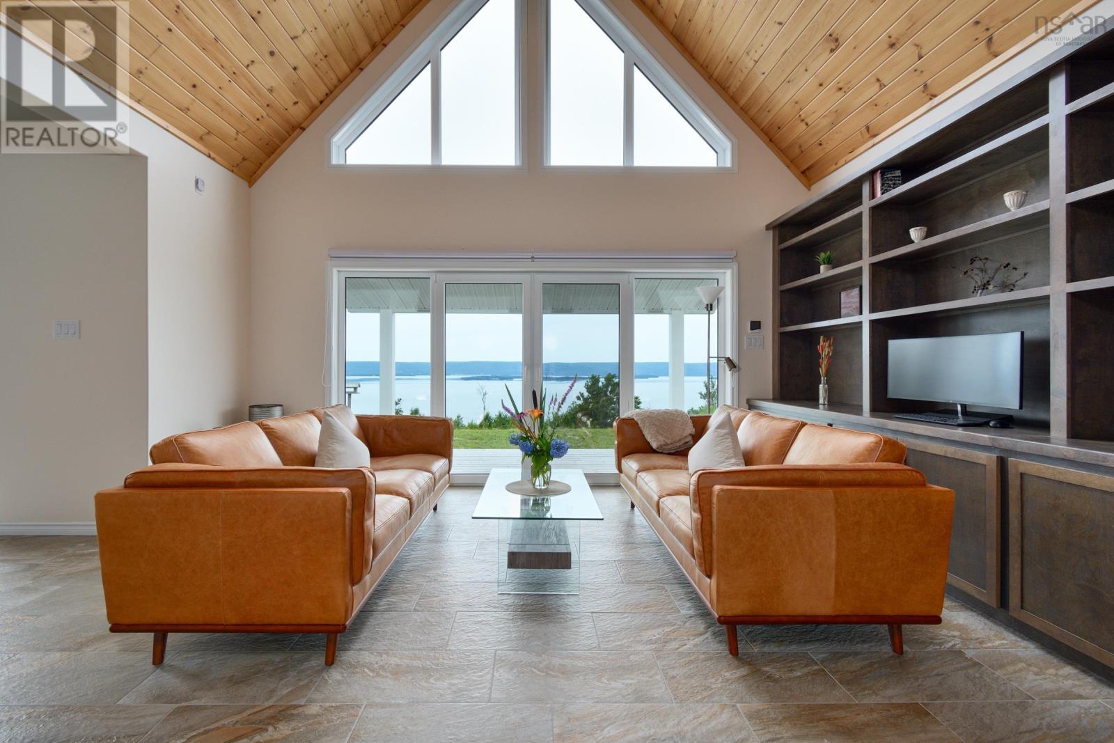 Property 8 of 50 of 11 and 23 Golden View Drive