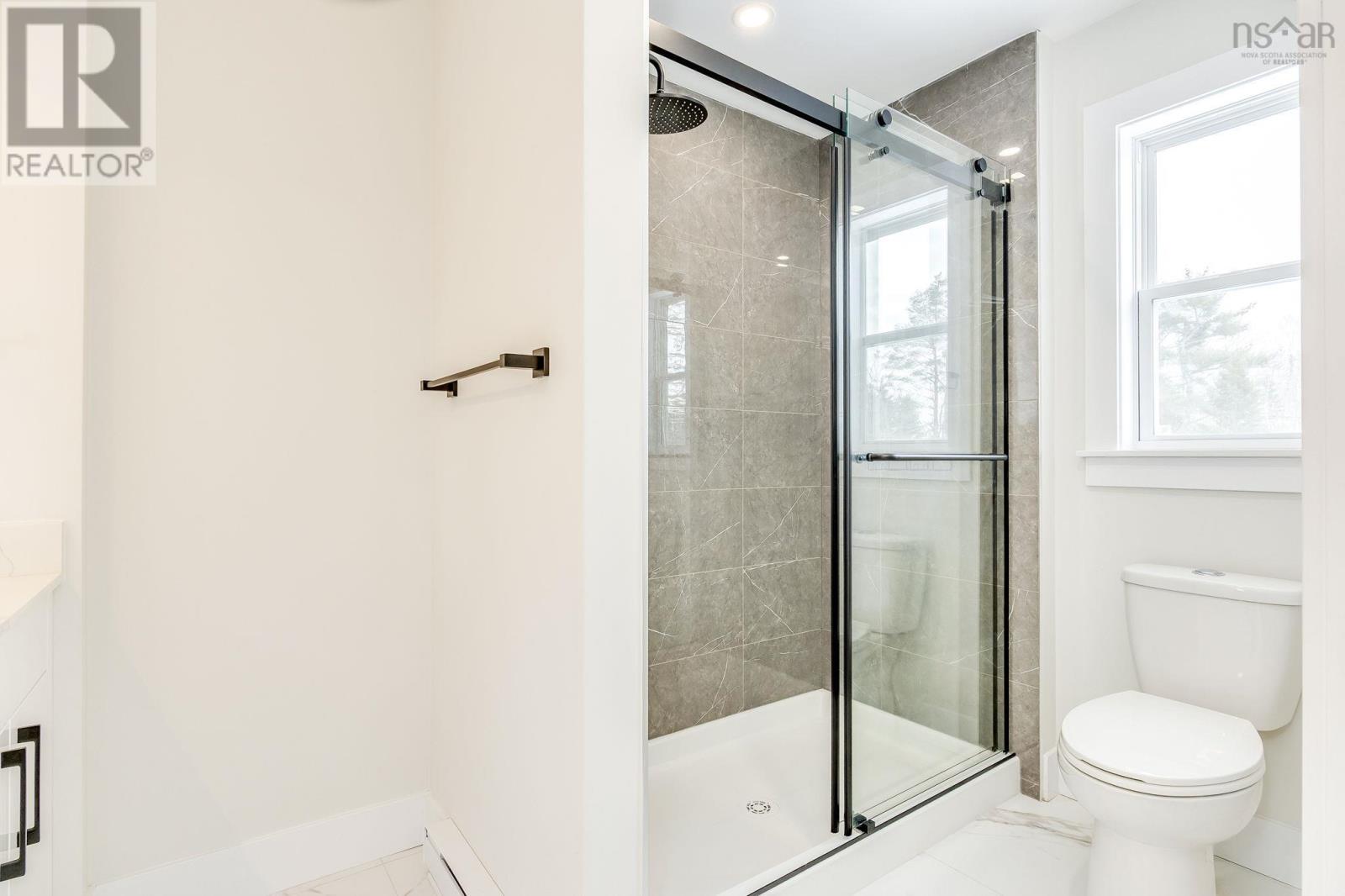 Property 14 of 50 of 855 Highway 2