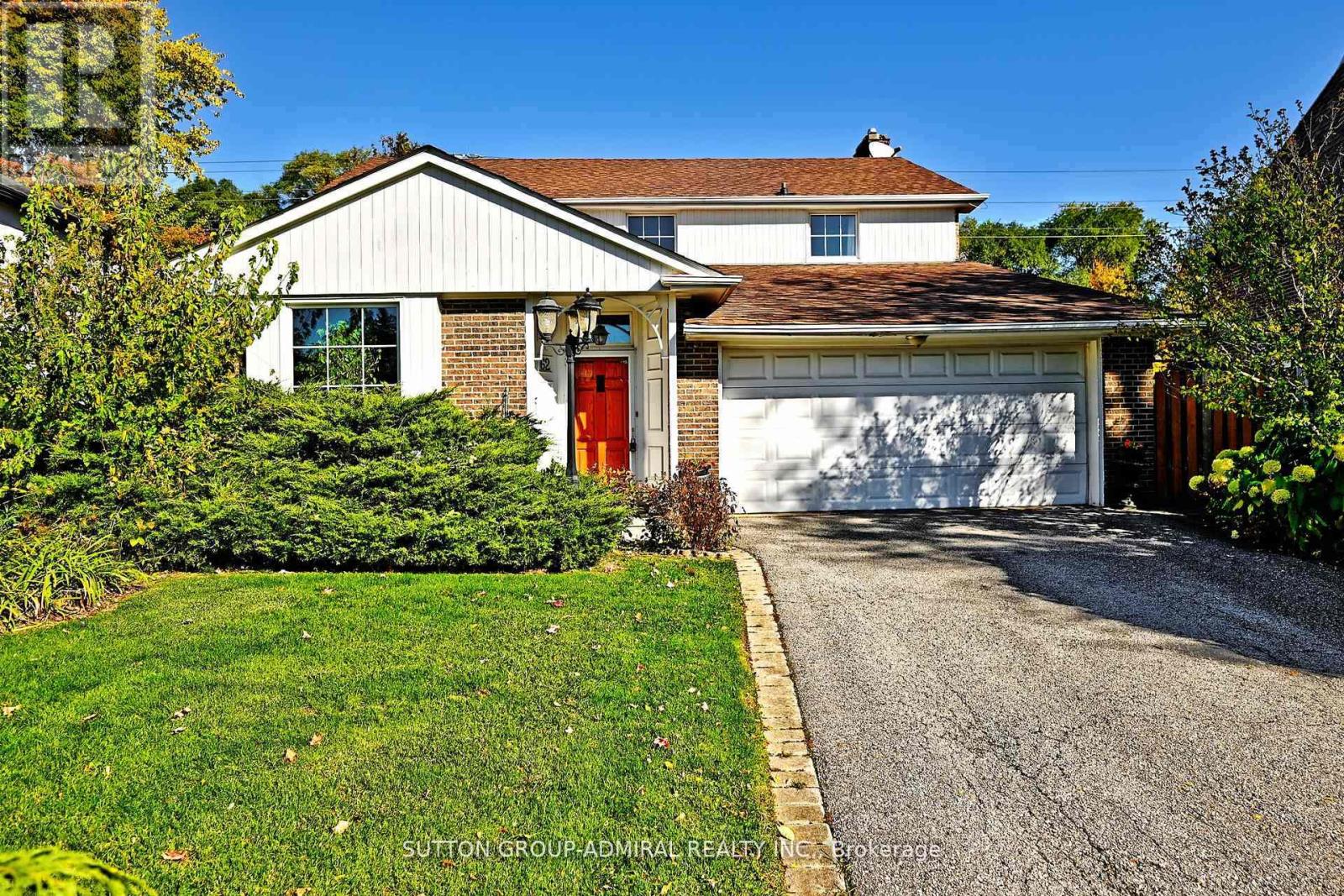 62 APRICOT STREET - 1