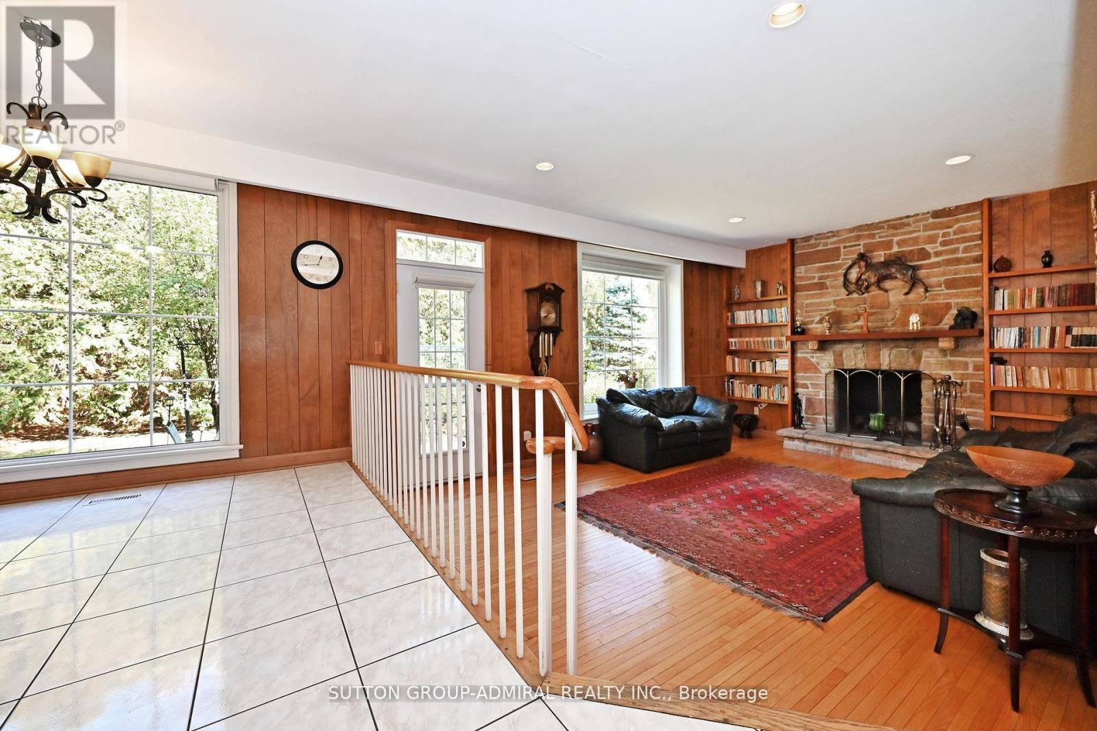 62 APRICOT STREET - 11