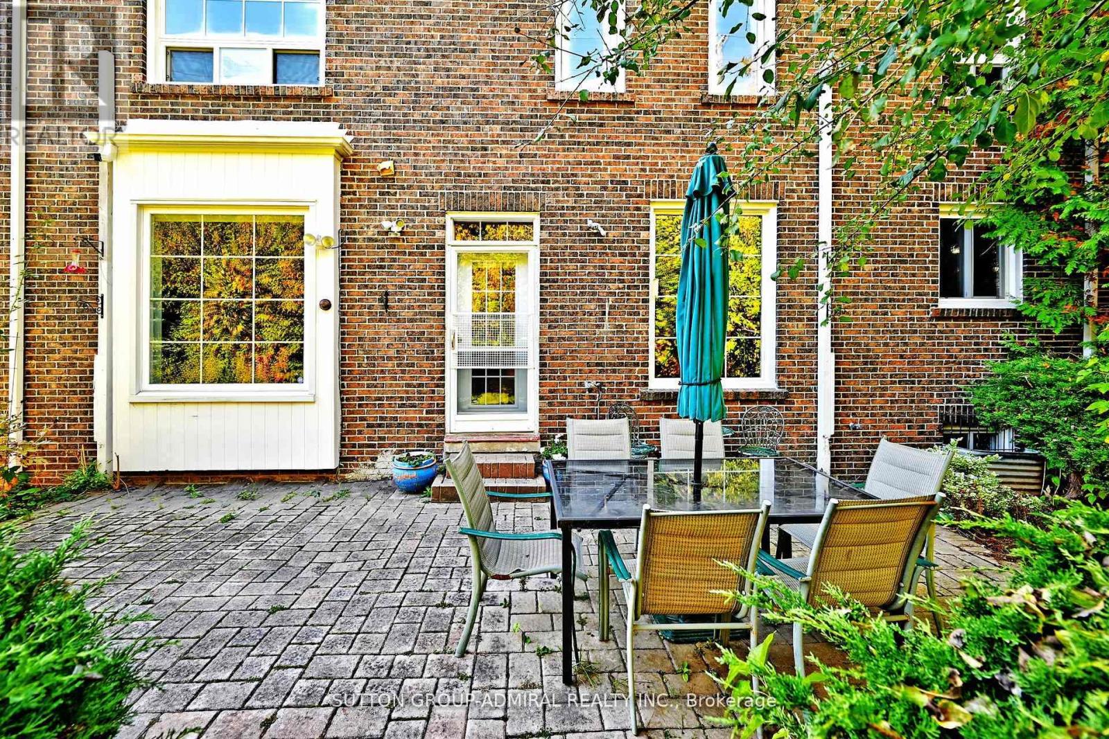 62 APRICOT STREET - 28