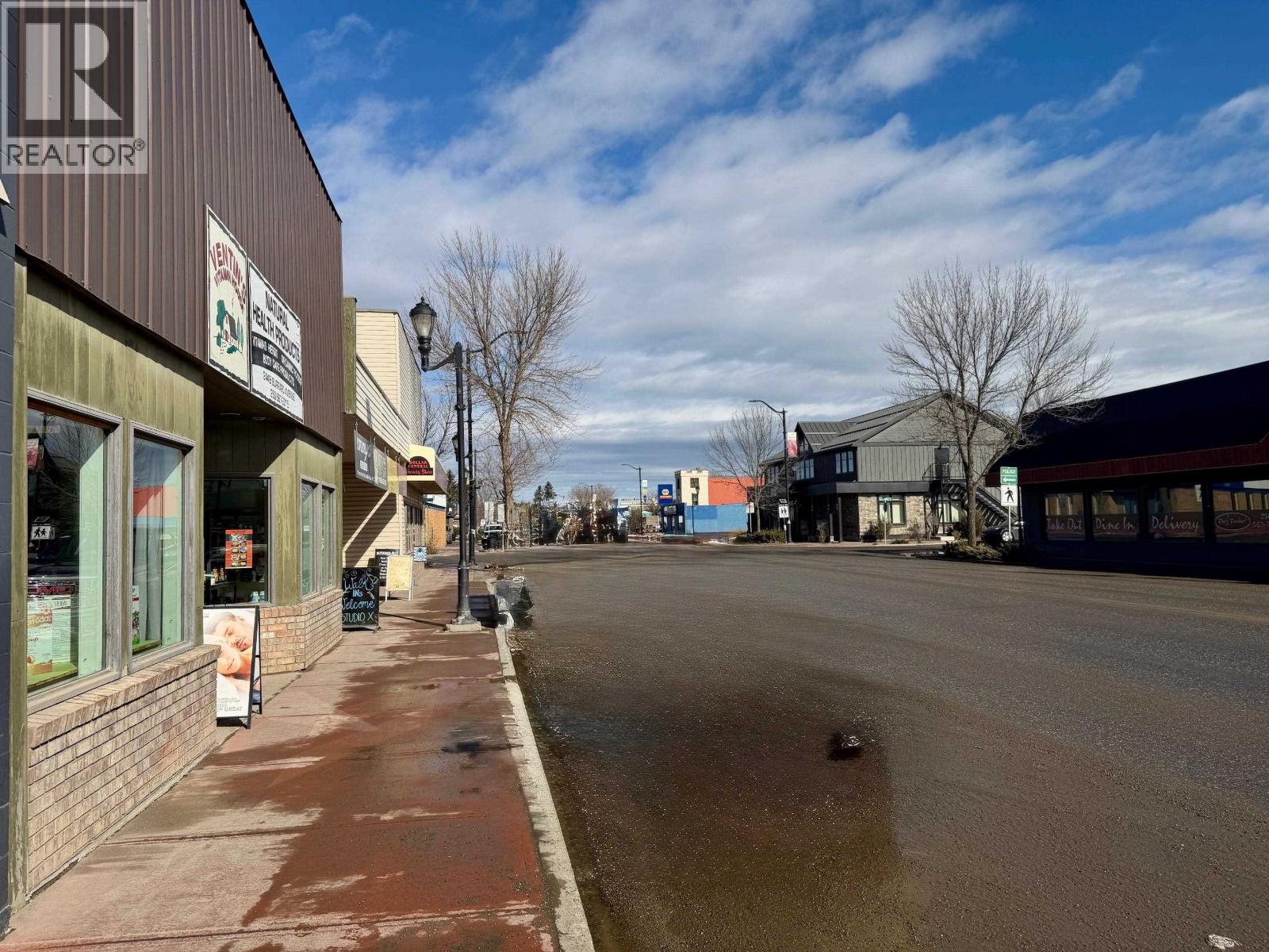 2449 BURRARD AVENUE, Vanderhoof