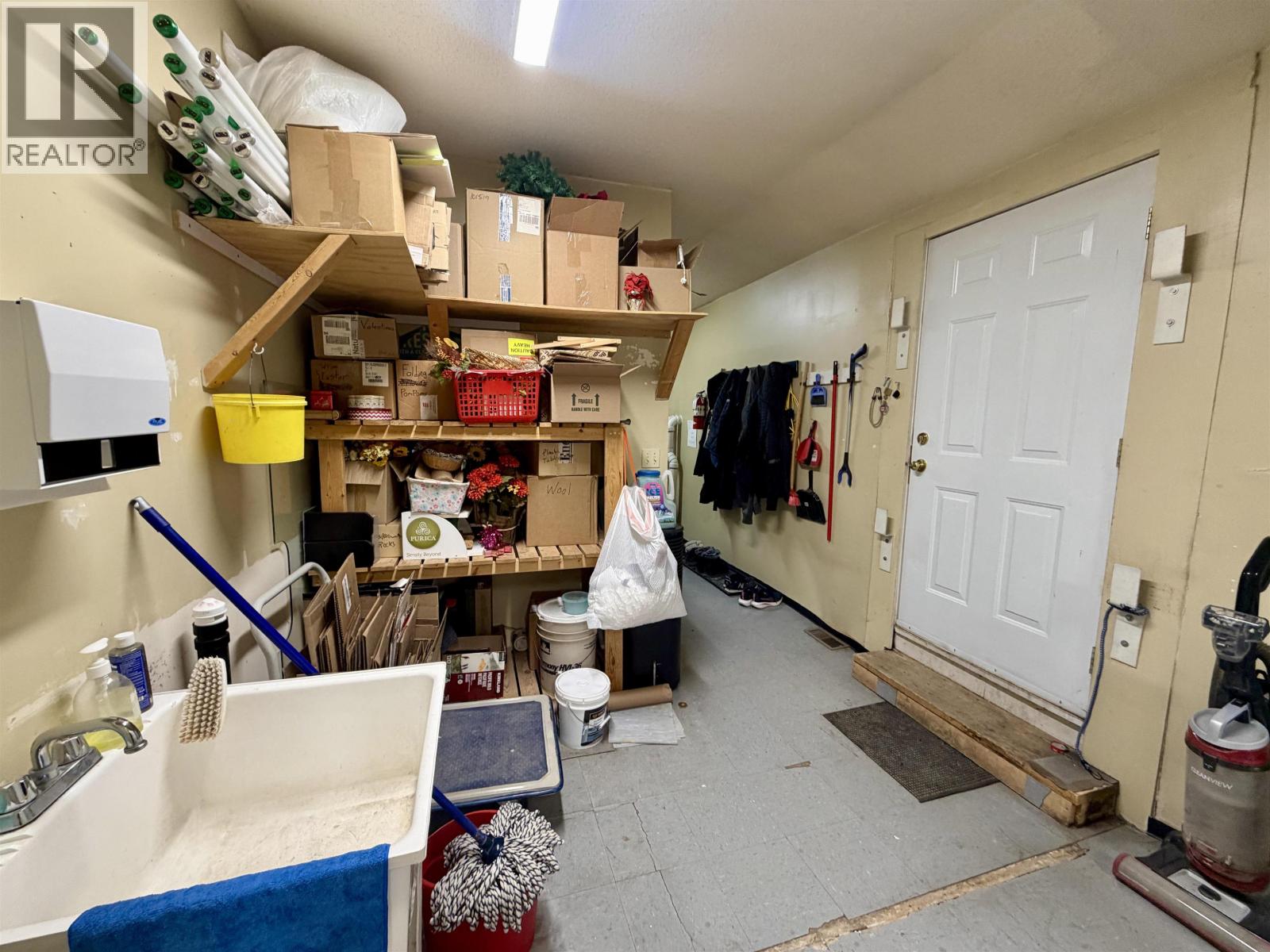 2449 BURRARD AVENUE, Vanderhoof