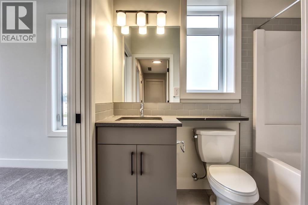 Single Family House for Sale in  Royal Elm Road NW Royal Oak Calgary 