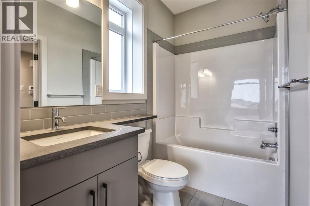 Single Family House for Sale in  Royal Elm Road NW Royal Oak Calgary 