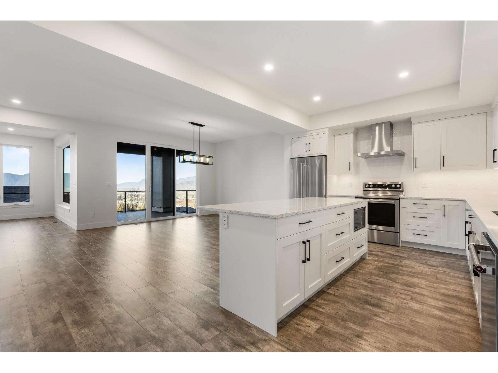 5504 MACLACHLAN PLACE, Promontory, Chilliwack