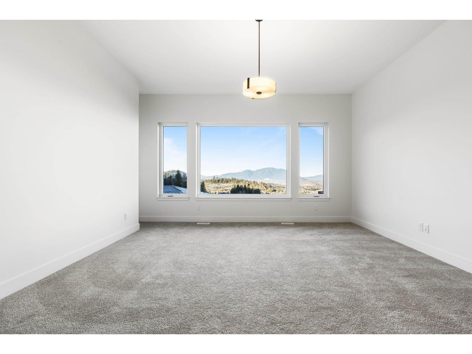 5504 MACLACHLAN PLACE, Promontory, Chilliwack