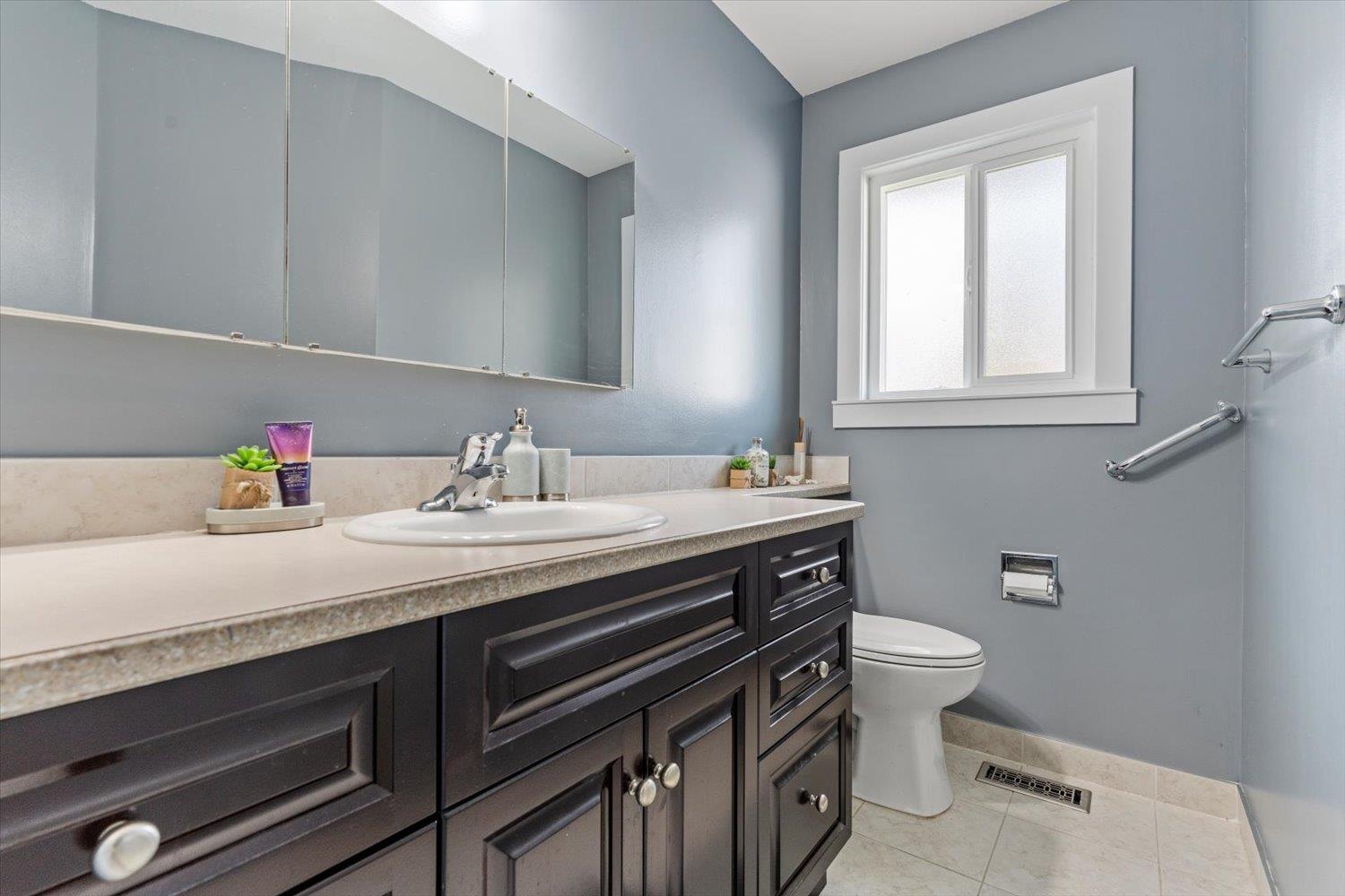 46675 OSBORNE ROAD, Fairfield Island, Chilliwack