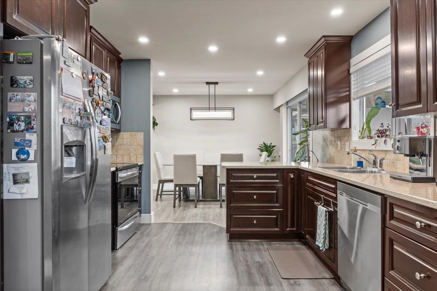 46675 OSBORNE ROAD, Fairfield Island, Chilliwack