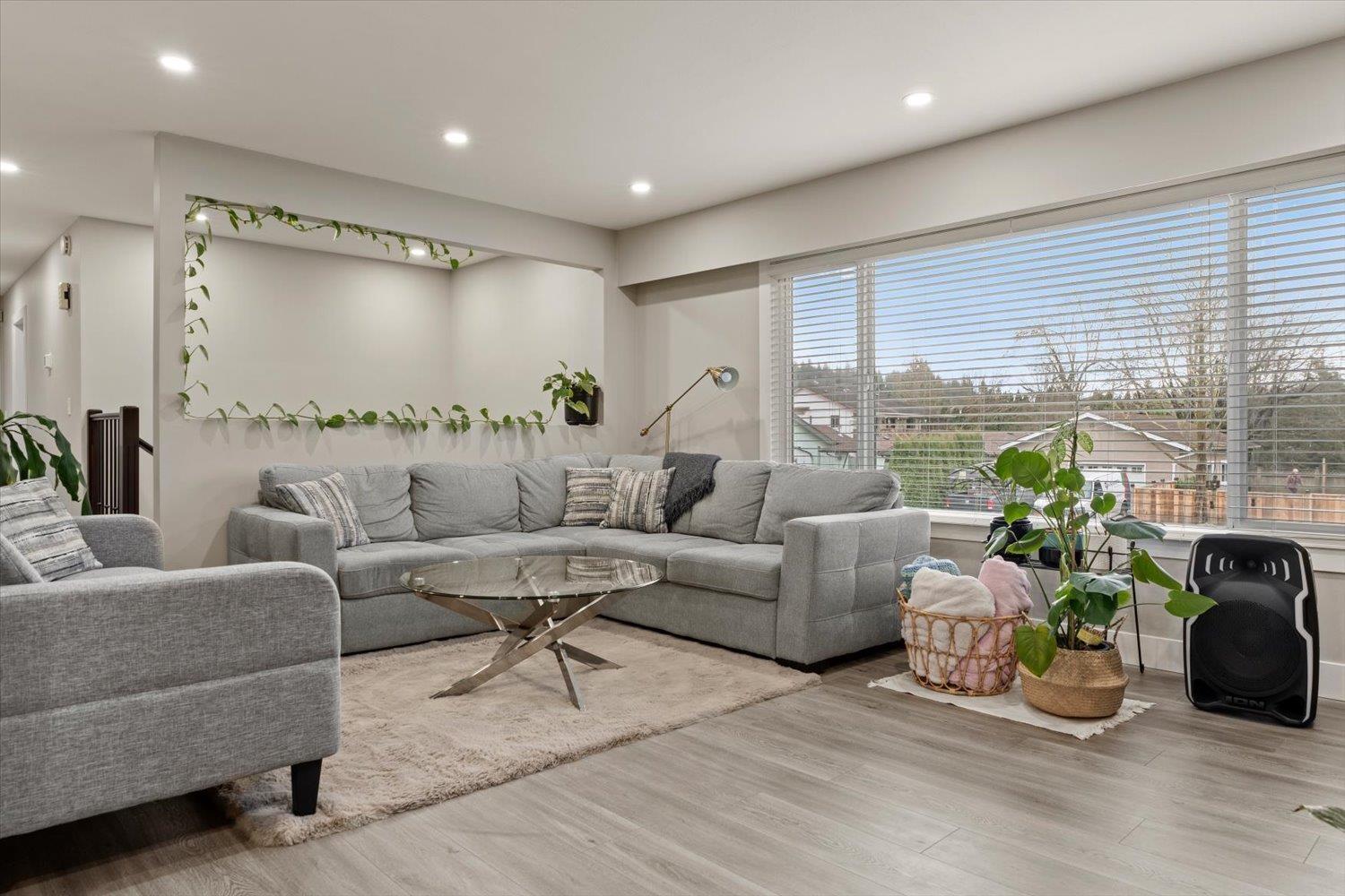 46675 OSBORNE ROAD, Fairfield Island, Chilliwack