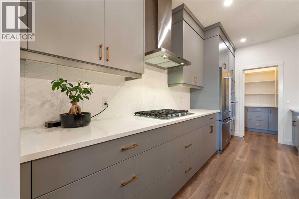 Single Family House for Sale in  Lucas Avenue NW Livingston Calgary 