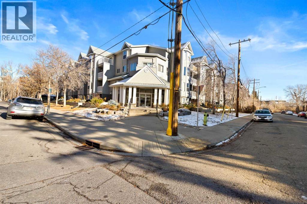 Single Family House for Sale in    Street SW Mission Calgary 