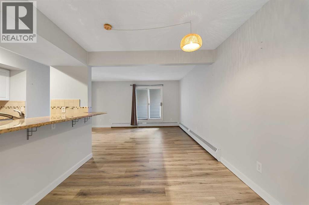 Single Family House for Sale in    Street SW Mission Calgary 