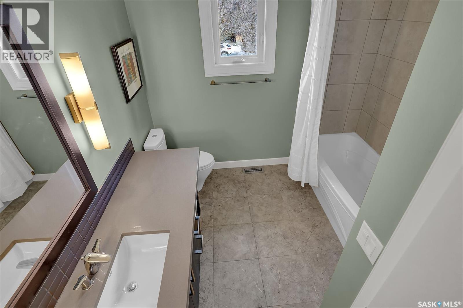 3611 Wetmore CRESCENT