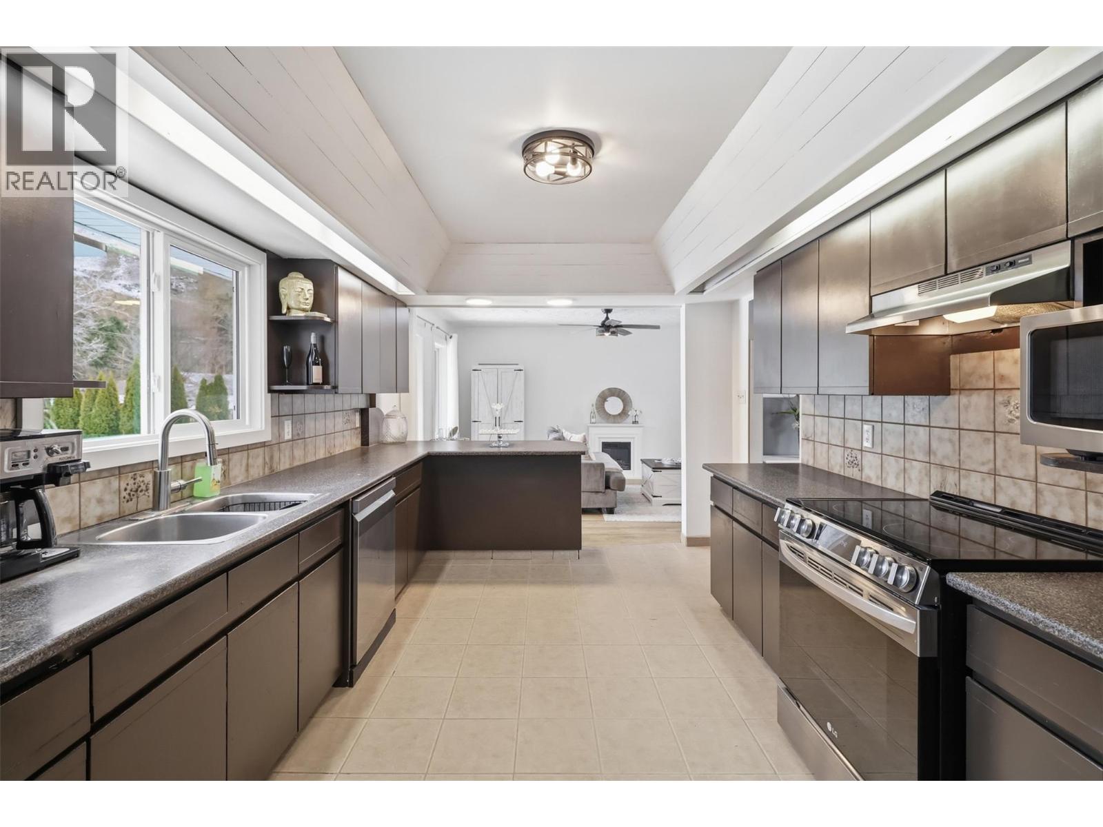 2460 Briarwood Avenue, Kamloops