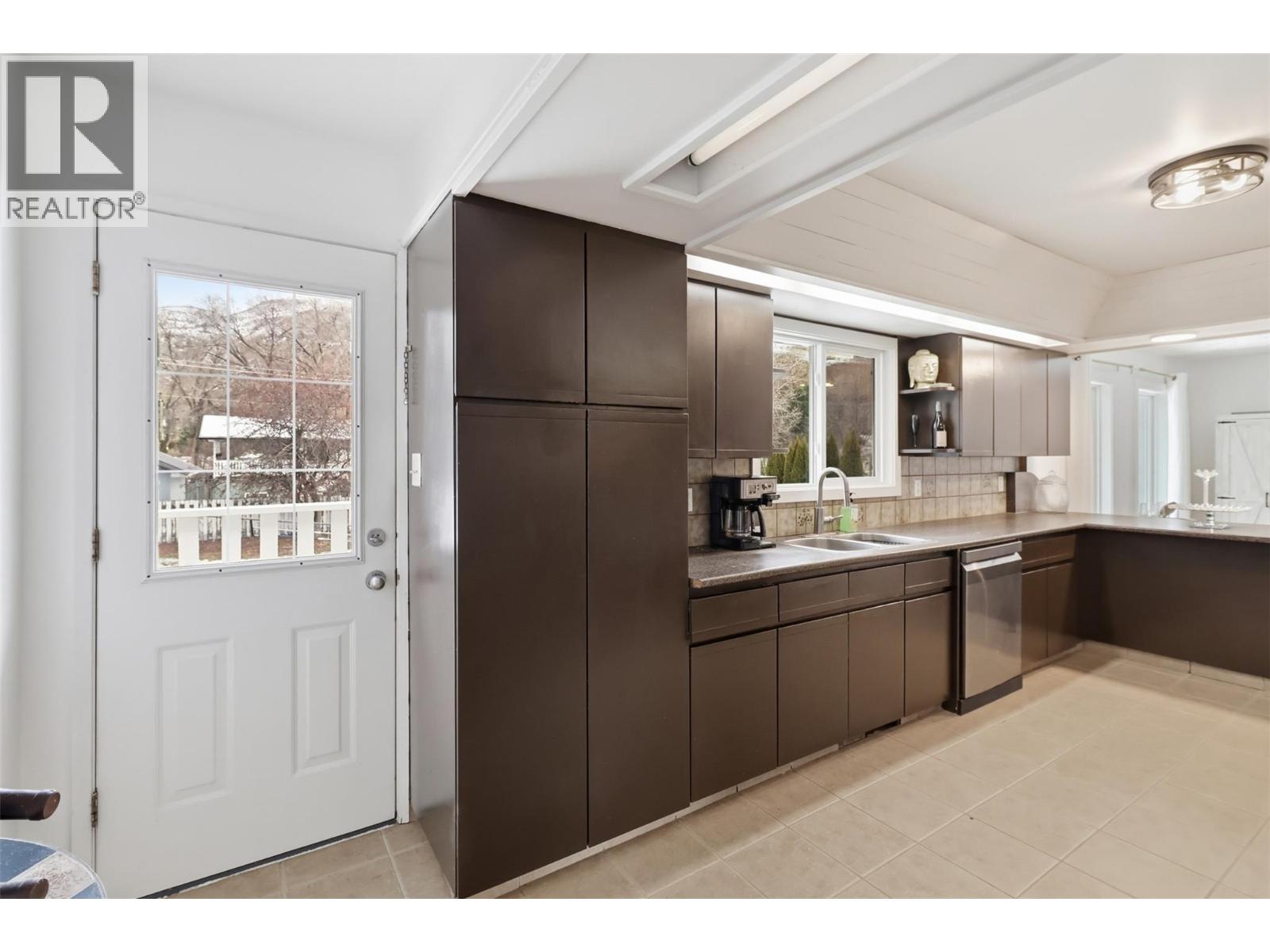 2460 Briarwood Avenue, Kamloops